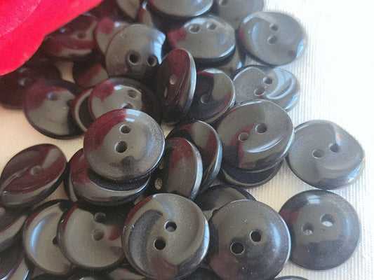 Lot 44 boutons vintage noir travaillé 1,4 cm trous 14 mm ref 6280
