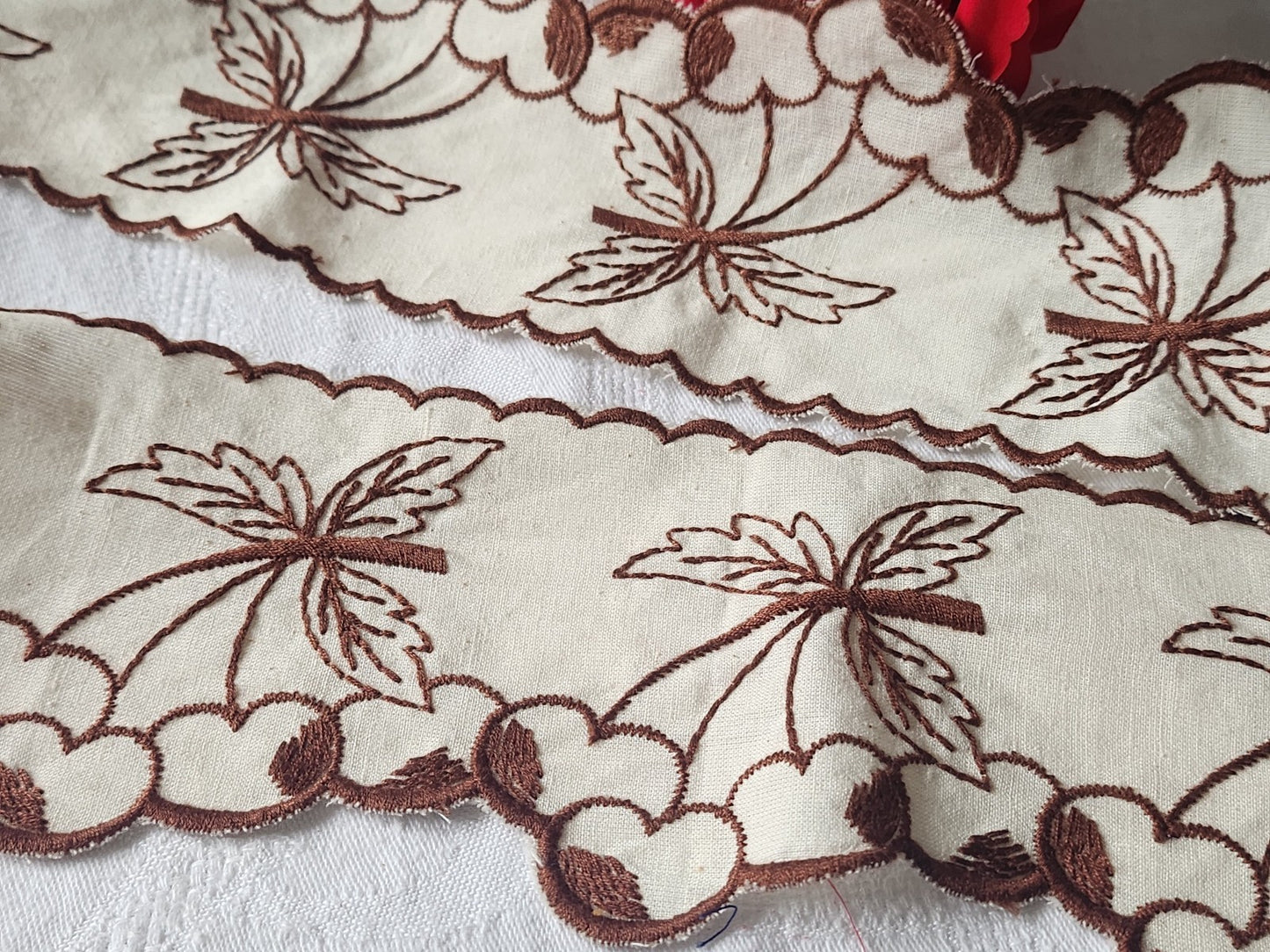 Large bordure galon vintage cuisine cerse marron 2 m 20 sur 9 cm A3