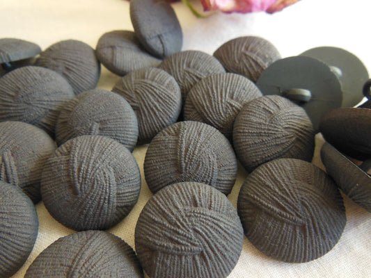 Lot 12 boutons gris effet passementerie  couture à pied 1,7 cm ref 2616