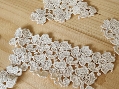 Lot 32 anciennes applications vintage fleur création incrustation coutureT9