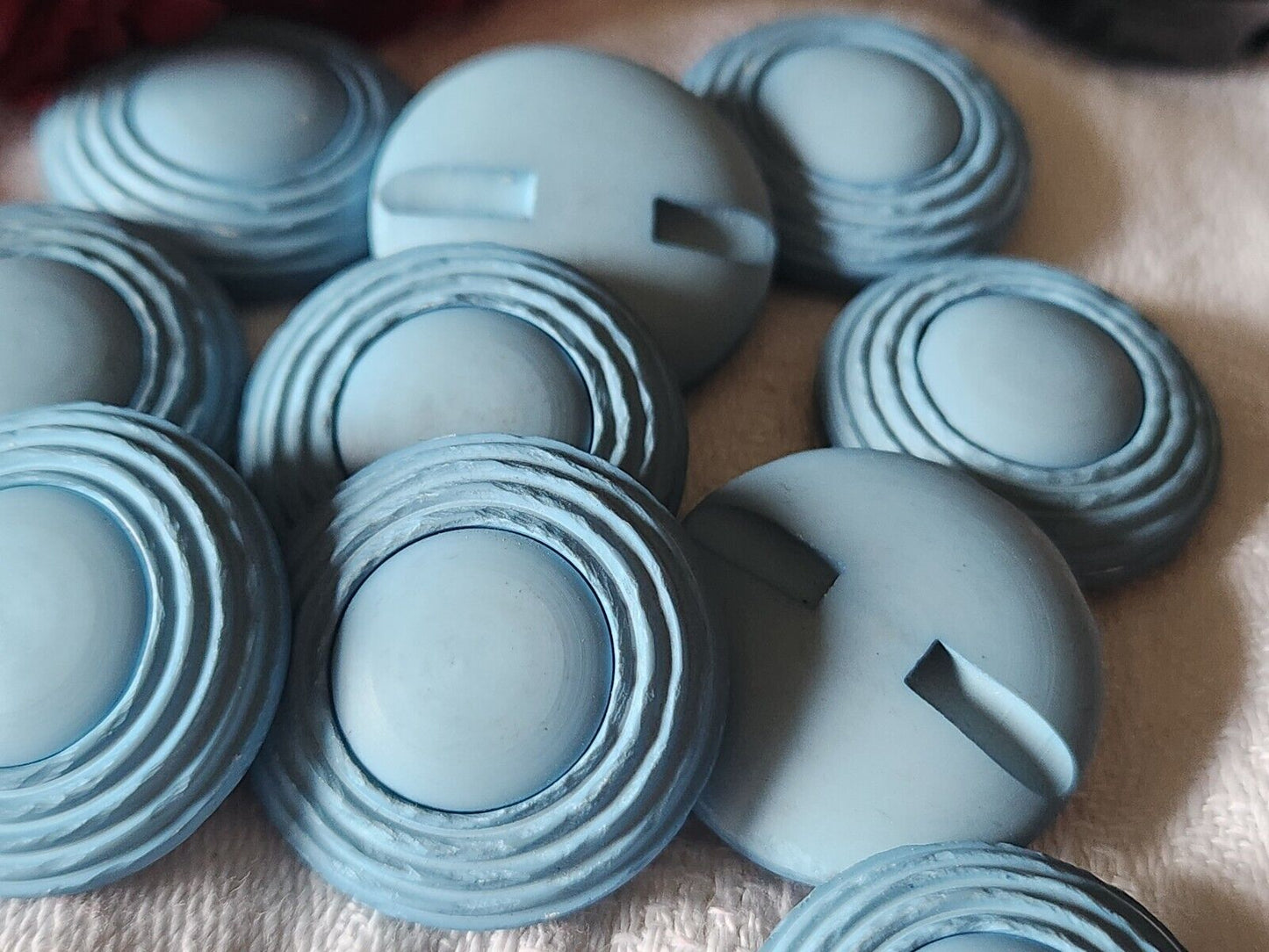 Lot 6 gros boutons vintage bleu mat à pied anneau doré 2,7 cm ref 3428