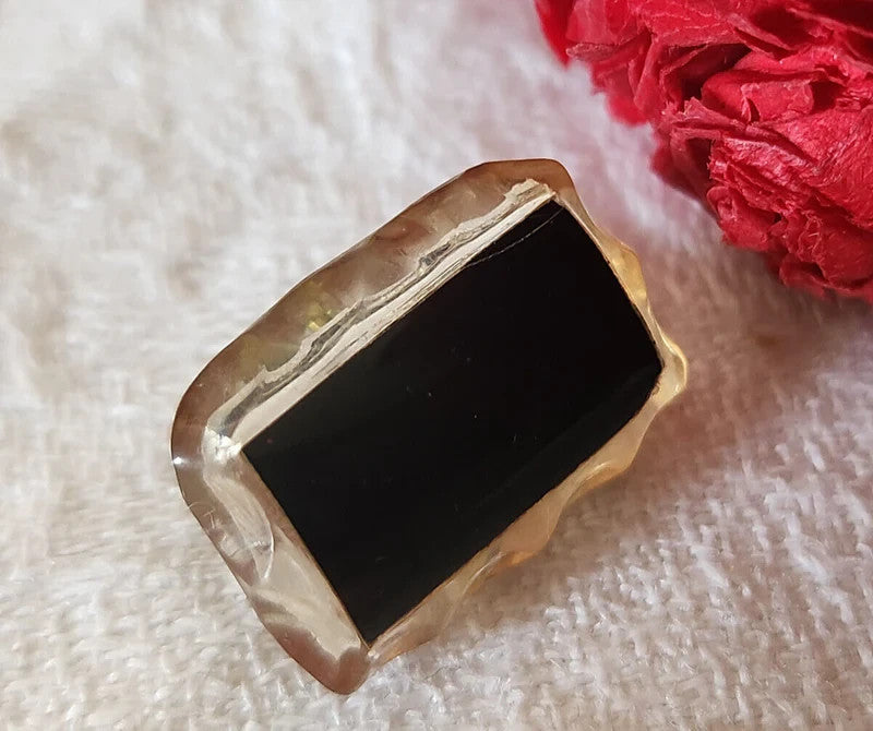Collection bouton vintage effet strass pied noir 1,4 sur 2,1 cm ref 3465