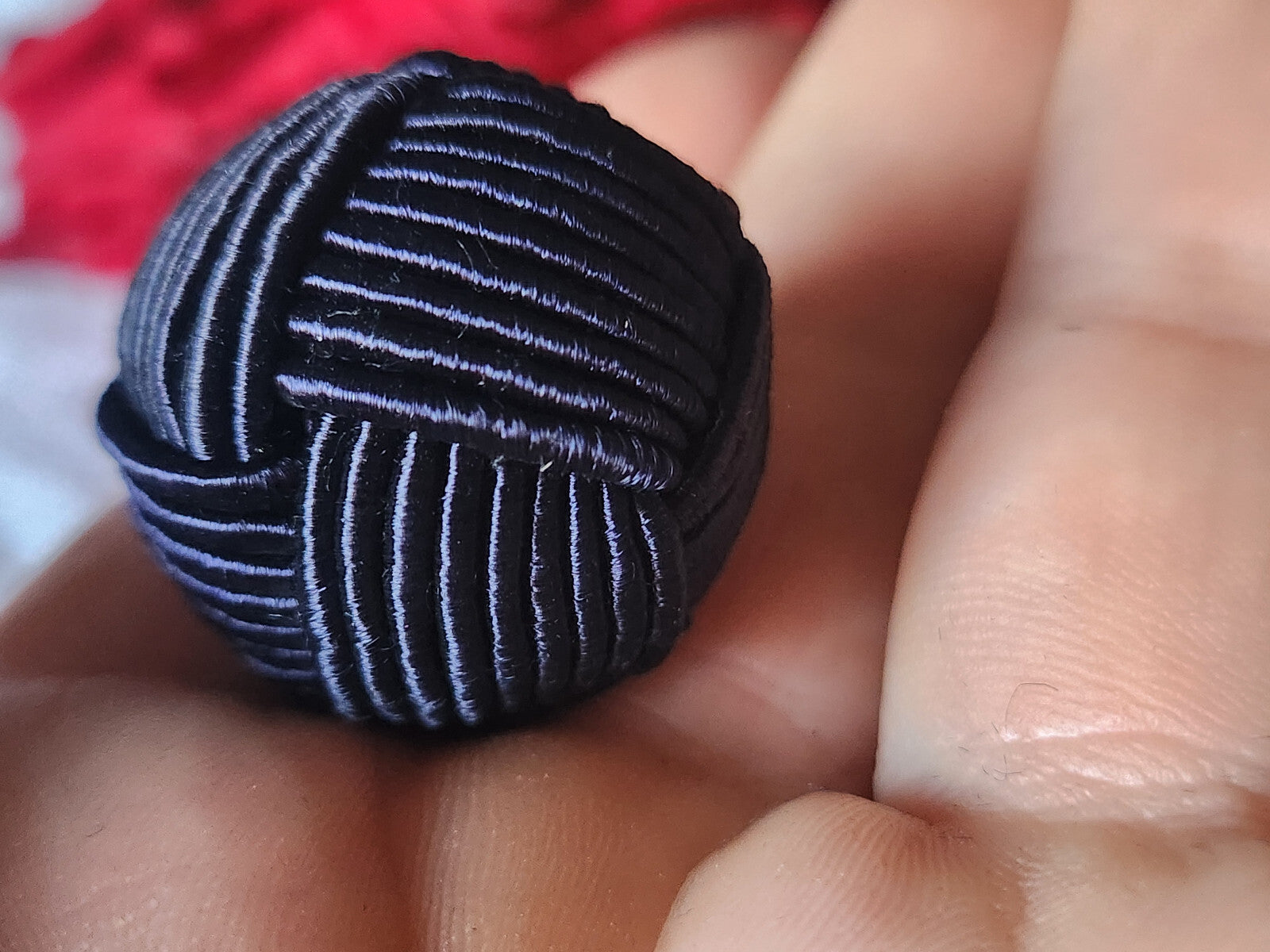 Lot 6 boutons anciens  passementerie bleu boule grelot 2,4 cm ref 5605