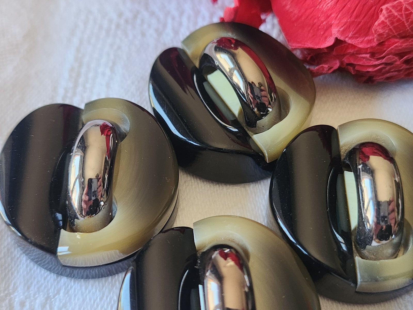 Lot 6 énormes boutons noir coup de coeur  3 cm pied ref 4964