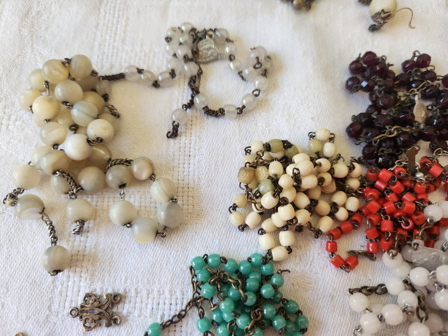 Lot 258 grammes  piece  chapelets anciens restauration listing en photo T1 n°7
