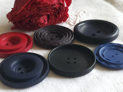 Lot 6  énormes boutons vintage 3,8 à 4,8 cm manteaux XXL  ref 6068