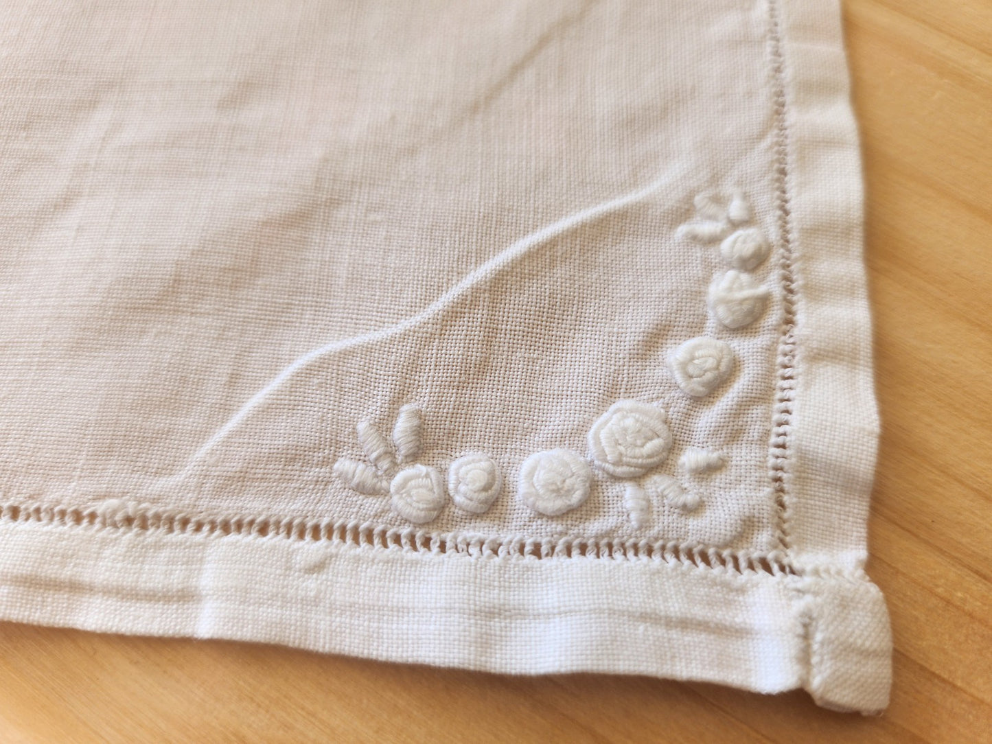 Ancien porte serviette  fait main blanc broderie pochette 11,5 cm sur 24 cm B7