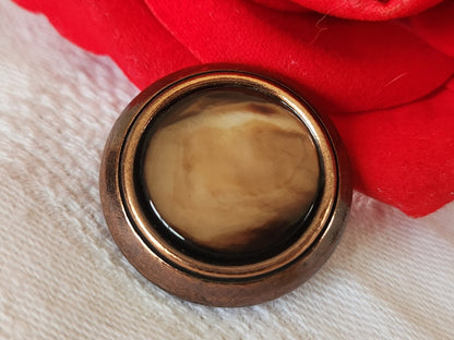 Gros bouton vintage monture métal coeur nacre marron  26 mm ou 2,6 cm G12L