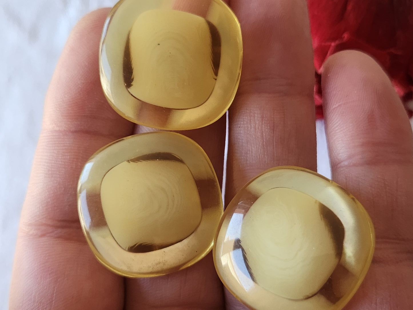 Trio gros boutons vintage reflet nacré pied 2,7 cm pied beige ref 5153