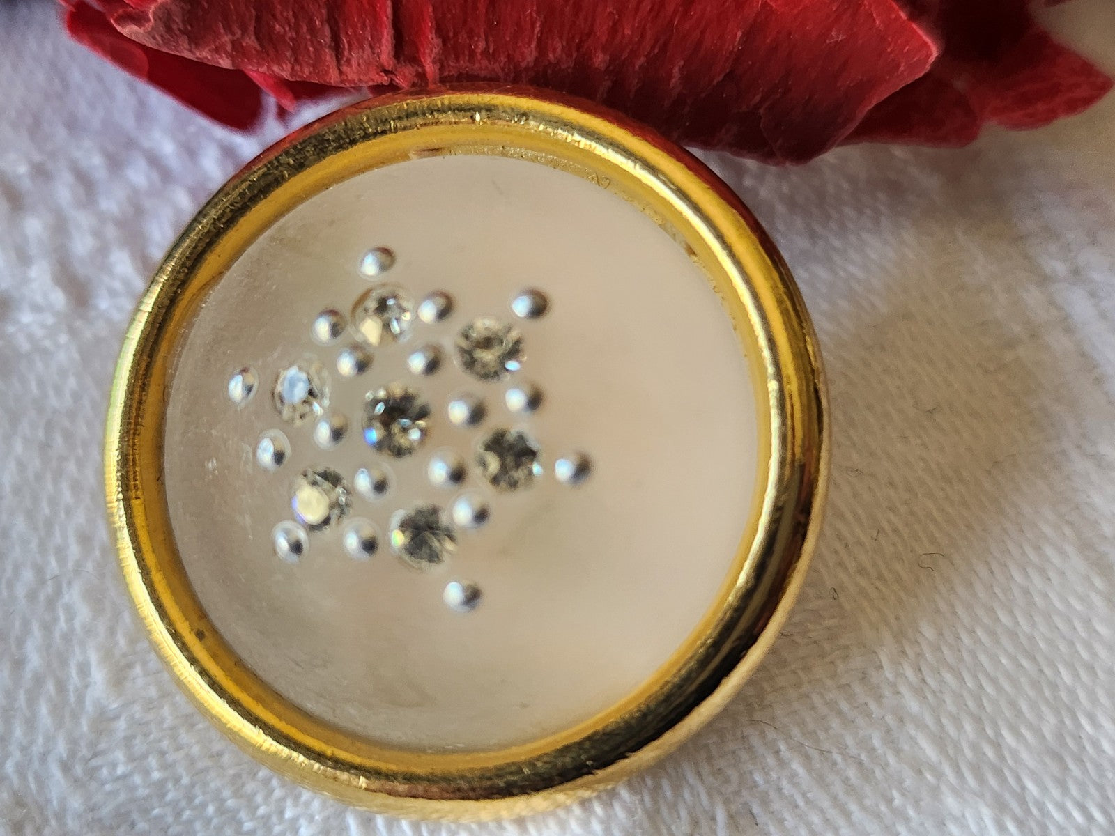 Bouton vintage bombé metal strass 2,2 cm ou 22 mm pied bijoux ref 6302