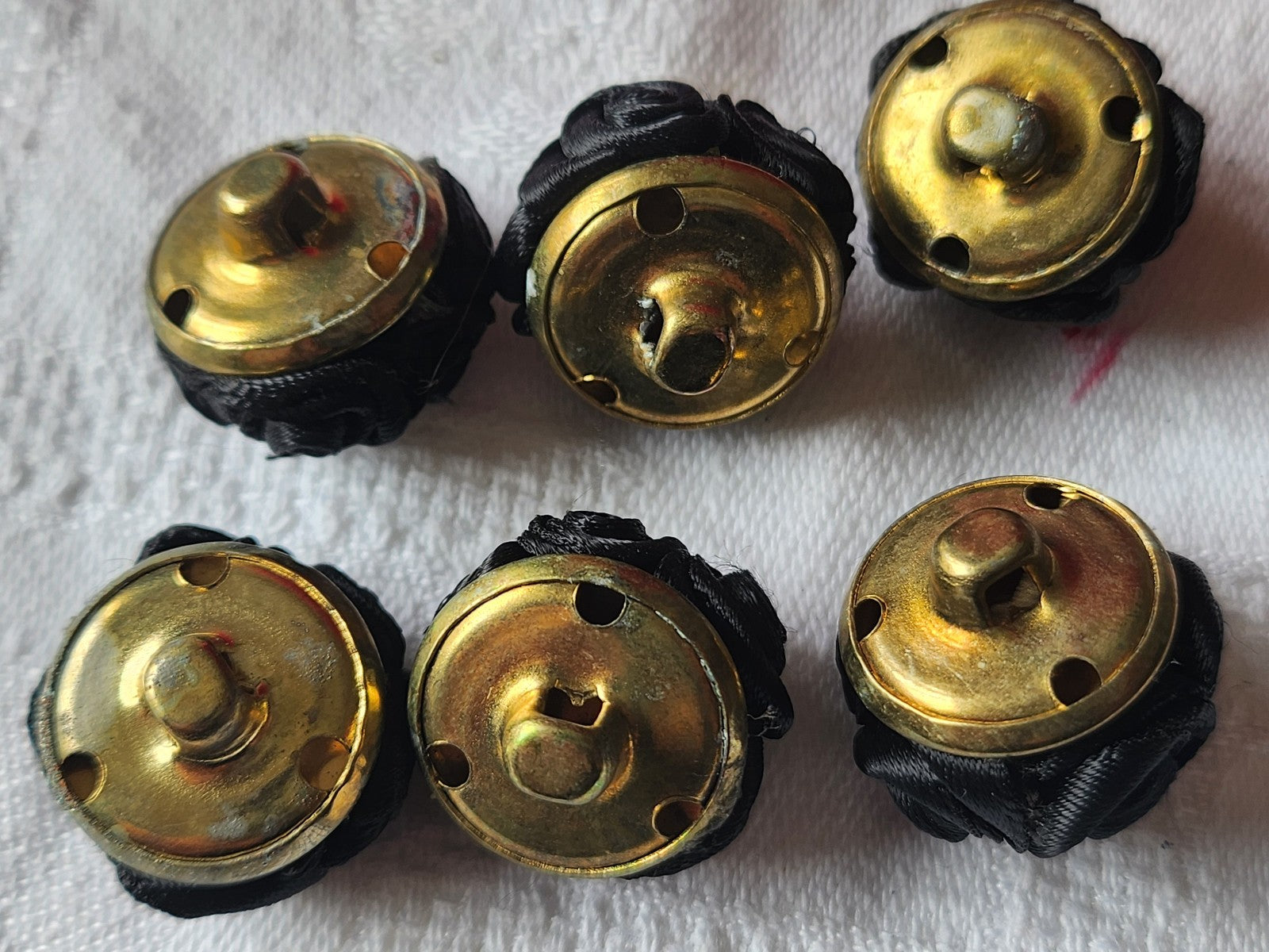 lot 6 boutons vintage noir passementerie fleur pied 1,8 cm ref 3554