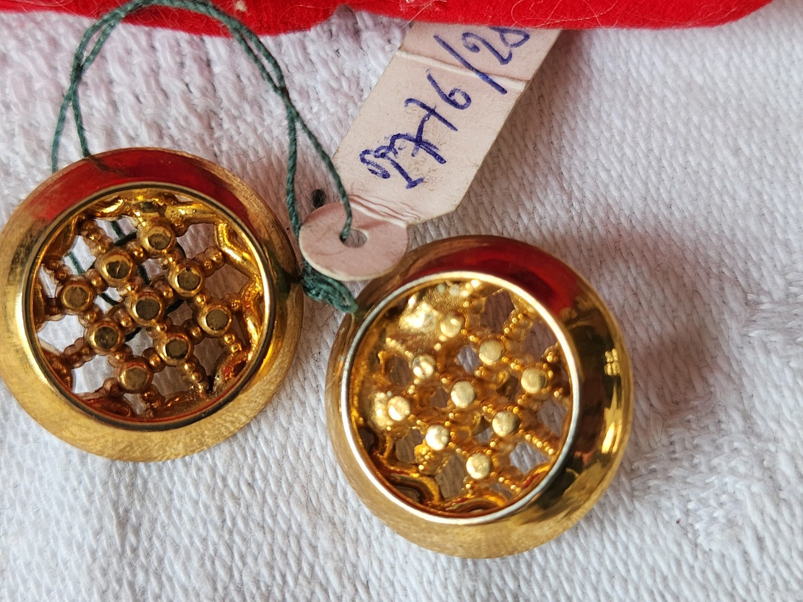 Duo boutons vintage en métal doré pied 1,8  cm G17c