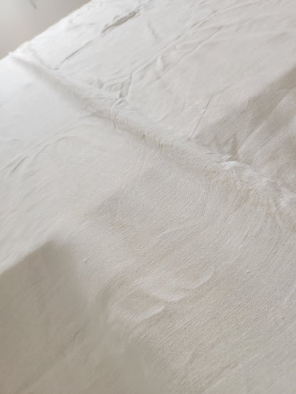 Ancien retour de drap blanc monogramme BB jour échelle découverte  B6