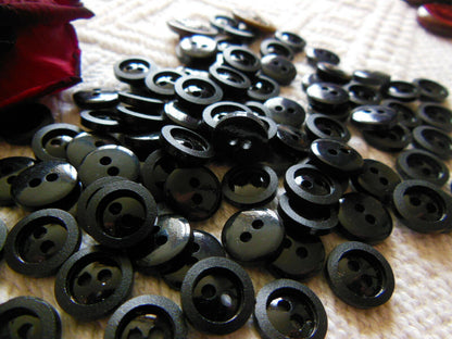 Lot 24 mini boutons vintage noir cœur lumineux petits 1 cm ref 496