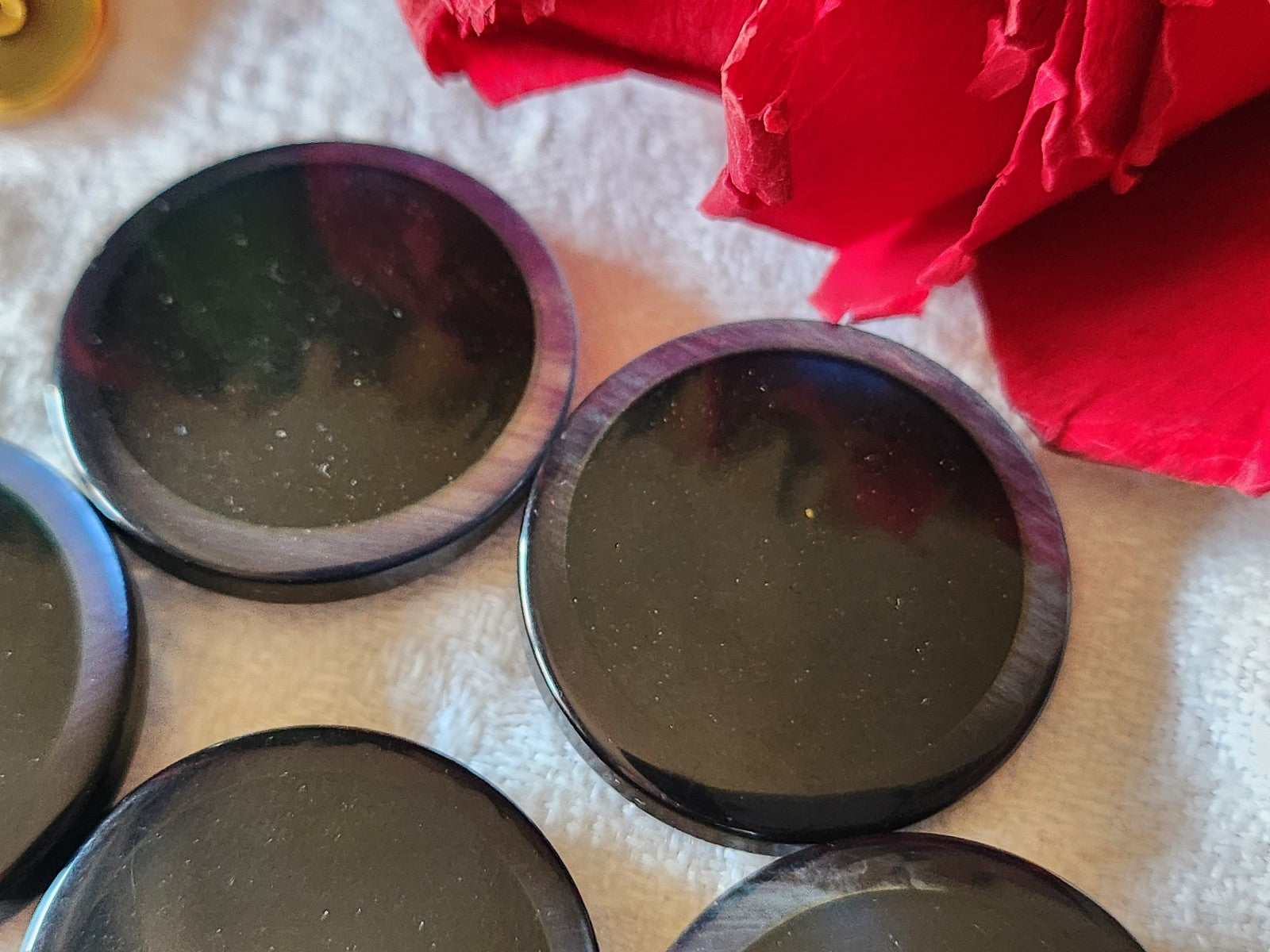 Lot 5 gros boutons vintage bleu  bord nacré 2,8 cm pied ref 3267