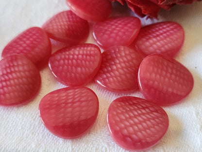 Lot 13 boutons vintage à pied rose quadrillé 1,7 cm (11) et 2,3 cm (2) ref 5069