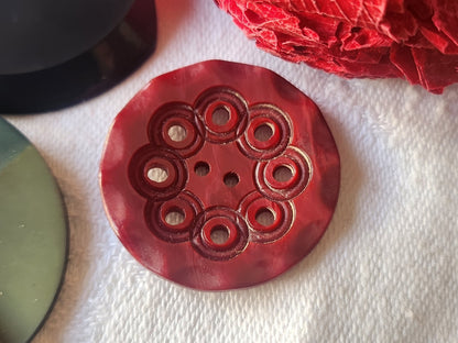 Trio boutons anciens  collection art deco 2,8 à 3,5 cm G13O
