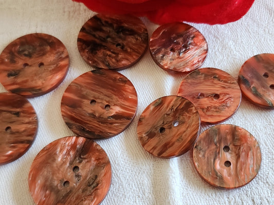 Lot 10 boutons vintage rouge camaïeu nacré 21 mm et 27 mm ref 6562