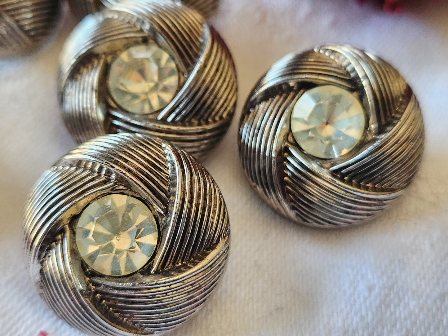 Lot 7 boutons vintage à pied argenté strass en verre acrylique 2,2 cm ref 4959