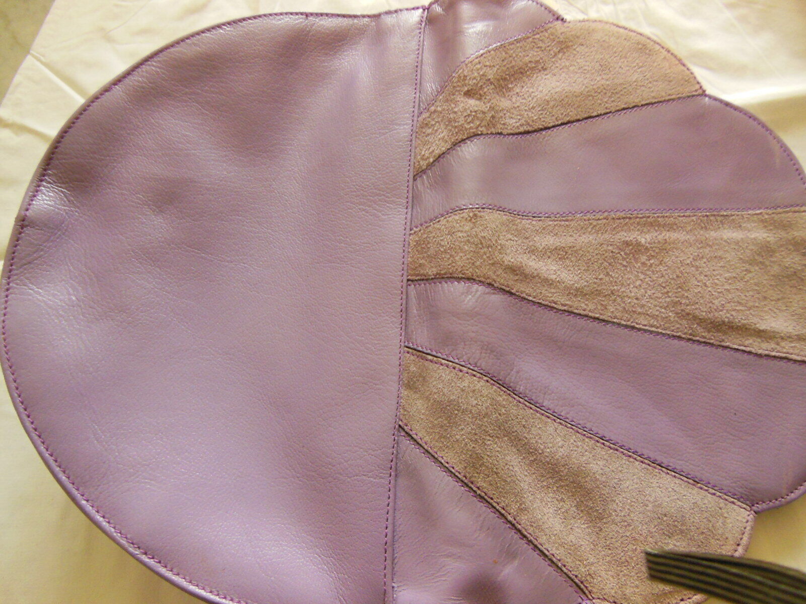 Ancien sac à main vintage violet épaule création Sabrina Paris original retro