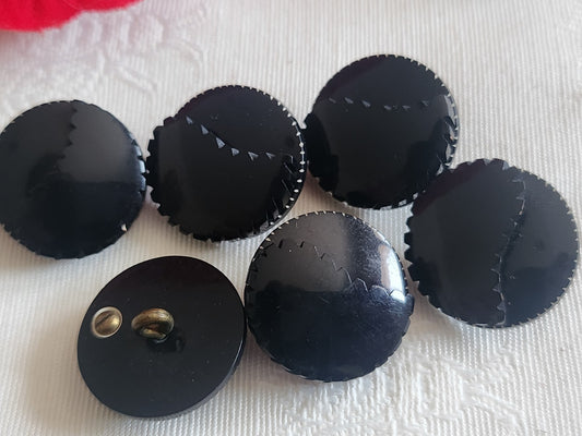Lot 6 boutons anciens bleu quasi noir dos vis motif relief 1,8 cm ref 6211