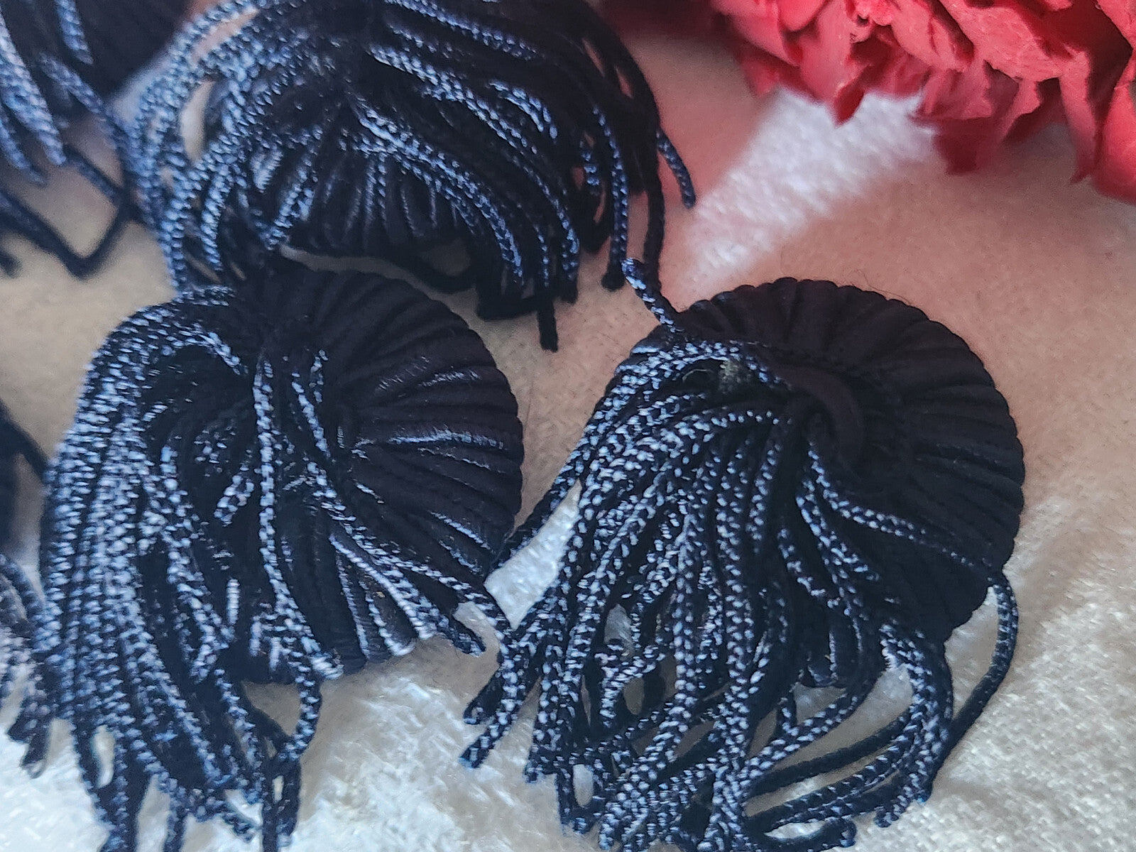 Lot 6 boutons anciens vintage passementerie bleu pendant 2,5 cm ref 5827