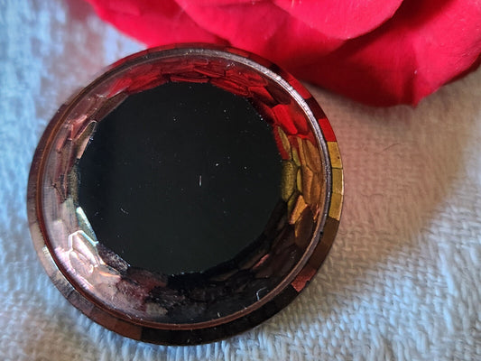 Gros bouton ancien en verre noir et marron cuivré pied 2,6 cm ref 659