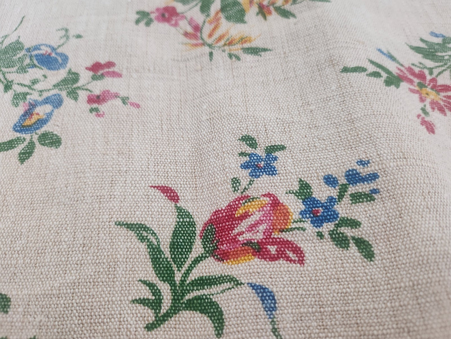 Ancien coupon de tissu lin fleur imprimé 59 cm sur 74 cm B5