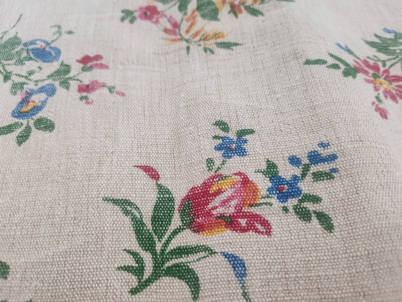 Ancien coupon de tissu lin fleur imprimé 59 cm sur 74 cm B5