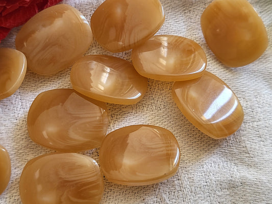 Lot 10 boutons vintage marron veiné  rectangle pied 1,4 sur 1,7 cm ref 1258