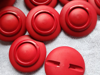 Lot 5  gros boutons vintage rouge à pied 2,7 cm ref 3467