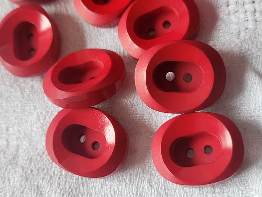 Lot 8 boutons vintage rouge ovale  1,7 sur 2 cm ref 3086