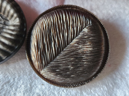 Duo gros boutons vintage marron texturé 3,5 cm manteaux veste ref 440
