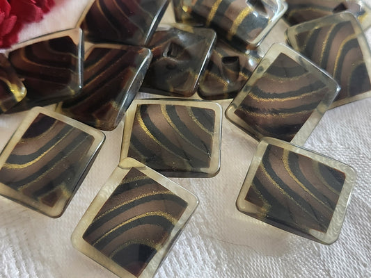 Lot 6 boutons vintage marron nclusion dorépied 2 sur 2,2 cm ref 872
