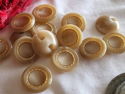Lot 10 boutons vintage marron inclusion doré à pied 1,7 cm ref 3801