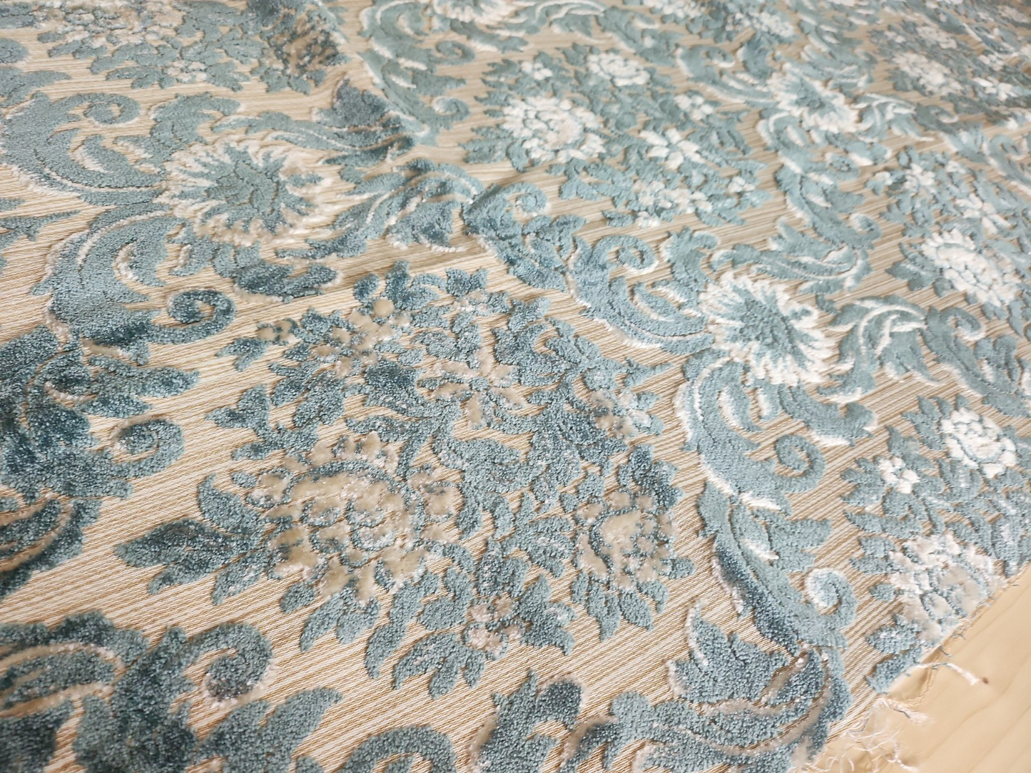 Ancien coupon de tissu tapisserie bleu écru fauteuil 133 sur 50 cm B4