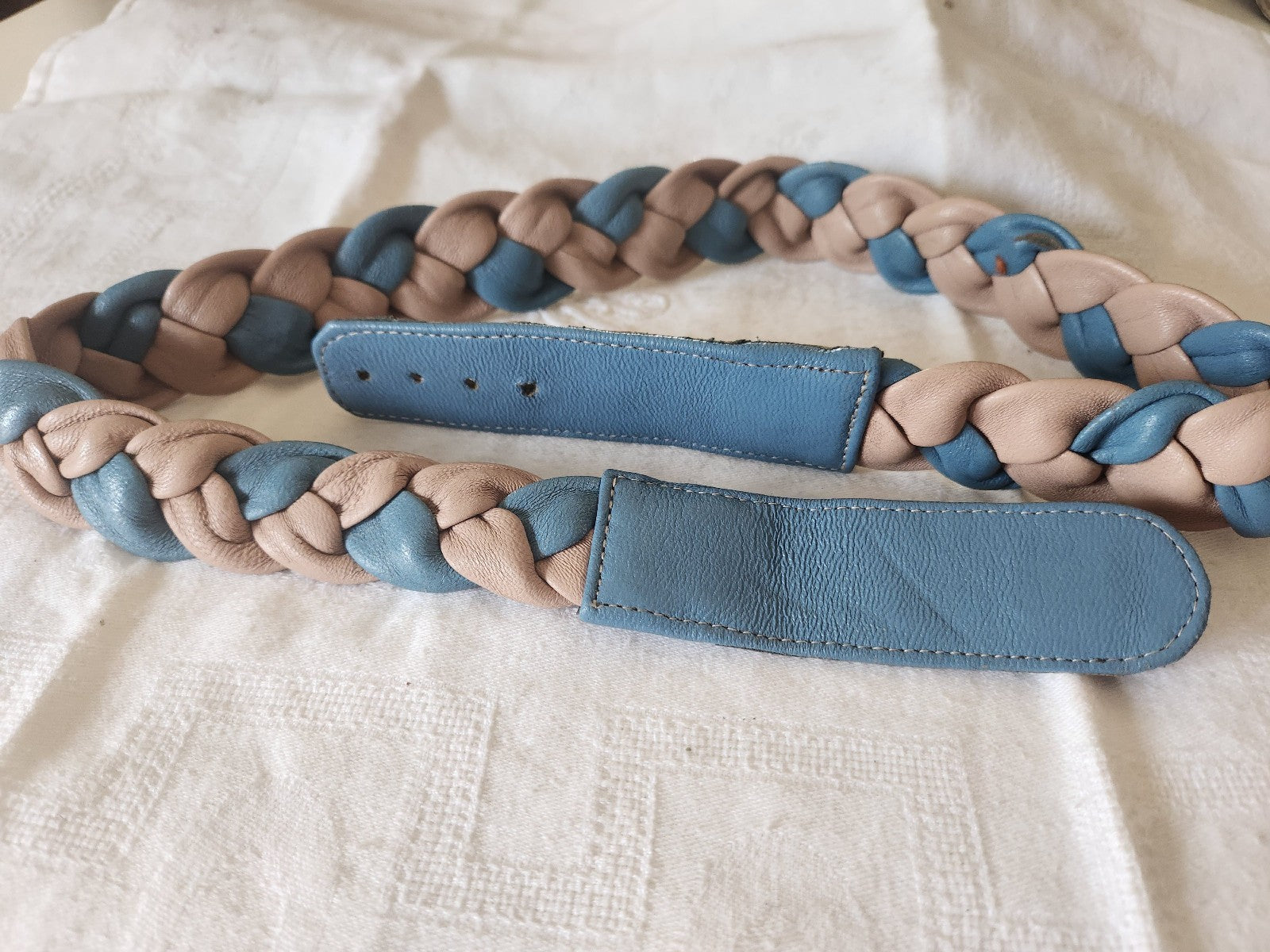Ceinture ancienne vintage bleu et rose 74 cm à 78 cm A4