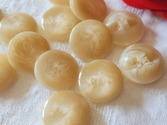 lot 6 boutons vintage camaïeu beige à pied 2,2 cm ref 6058