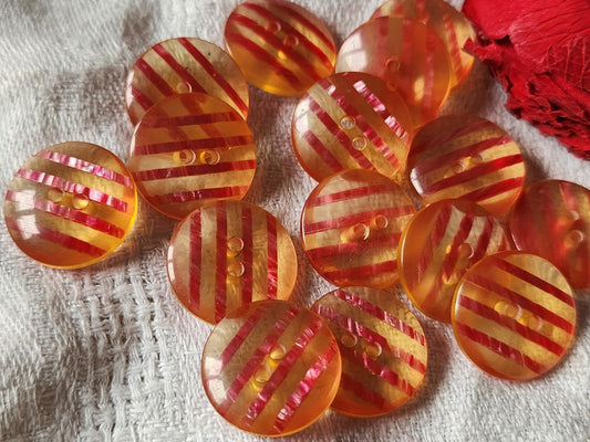 Lot 14 boutons vintage  rose irisé bombé à trous 1,7 cm ref 2671
