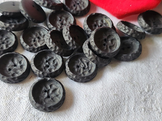 Lot 18 boutons vintage gris met texturé à trous 1,7 cm ref 2907