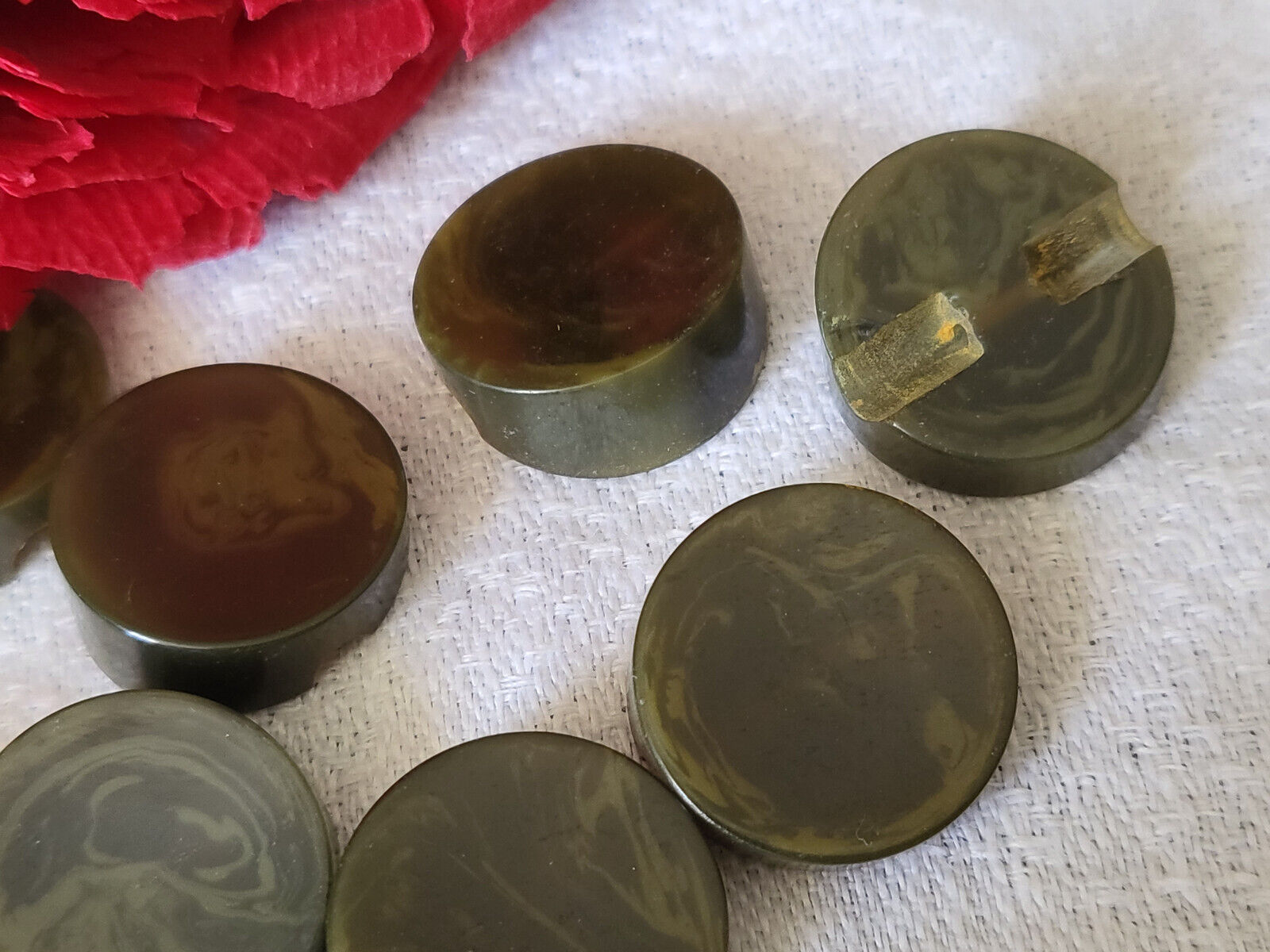 Lot 6 Jolis boutons anciens épais biais vert 2,2 cm vintage ref 1270