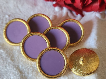 Lot 6 boutons vintage en métal  dore travaillé violet pied 1,8 cm ref 5824