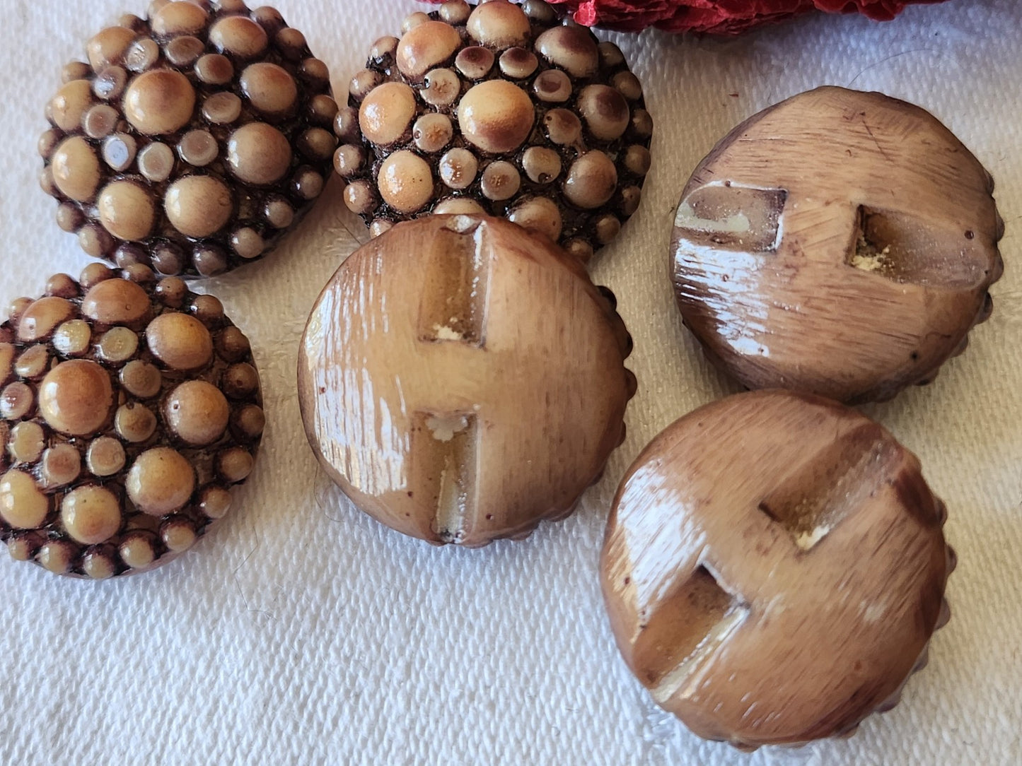 Lot 6 boutons vntage en résine marron  2,1 cm pied ref 4844