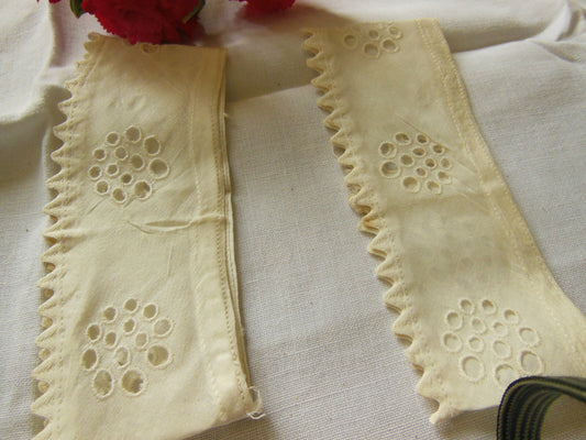 Paire d'emmanchure broderie dentelle ancienne theatre Chemisier T15-38