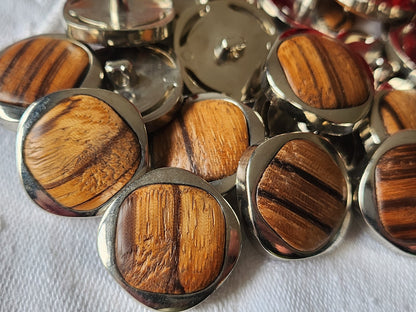 lot 6  boutons vintage acrylique argenté et coeur en bois pied 2 cm ref 3743