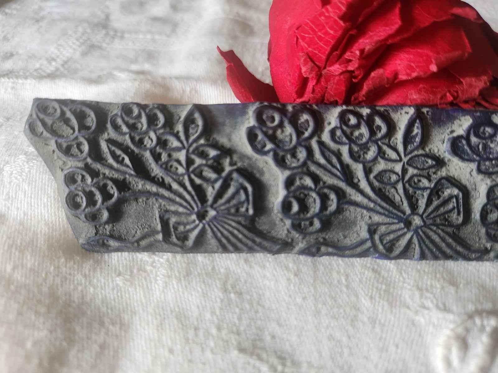 Tampon ancien sans support frise broderie collection fleur n°28-2