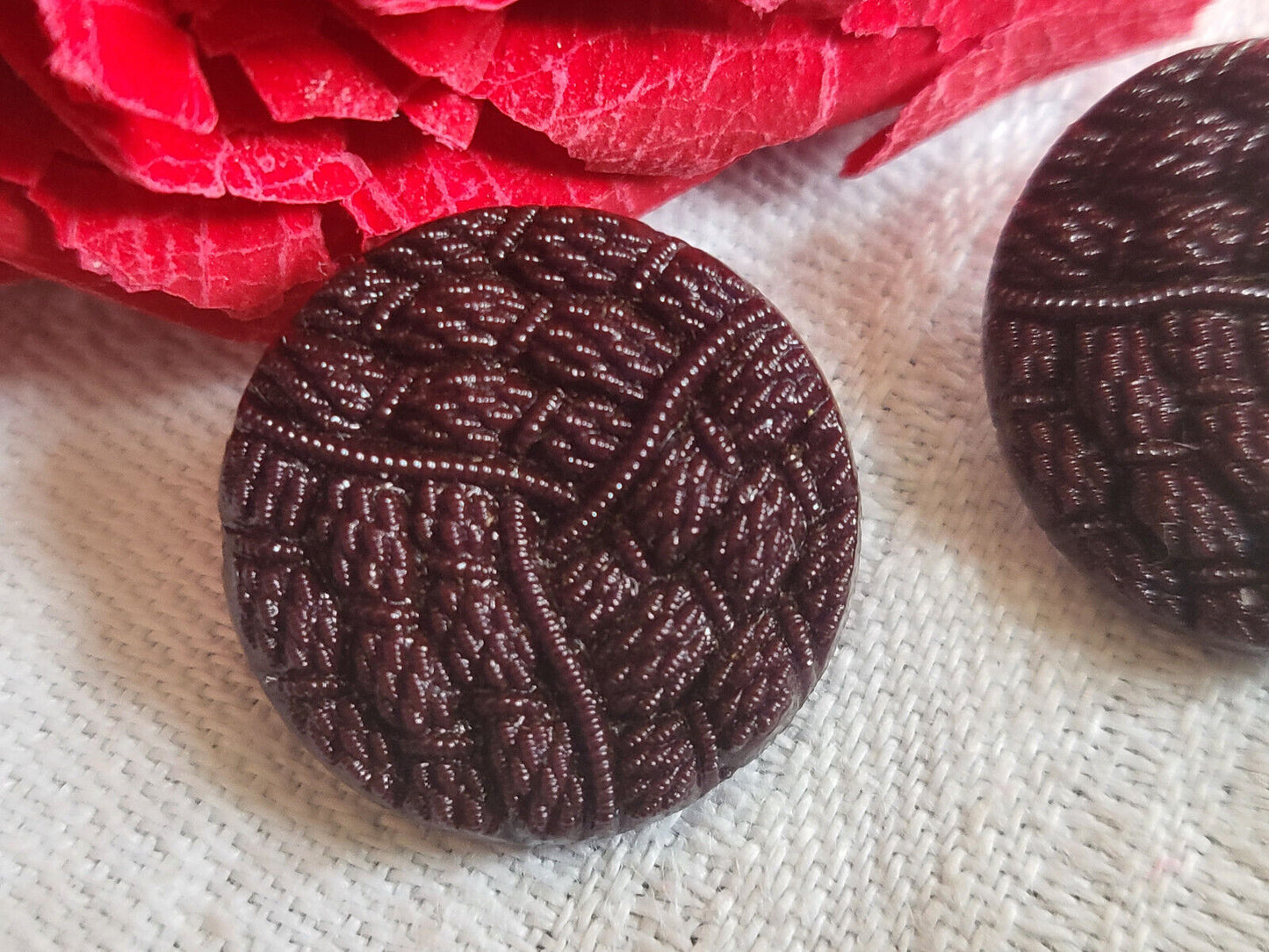 Duo boutons anciens en verre marron chocolat effet tissé 1,7 cm G12J