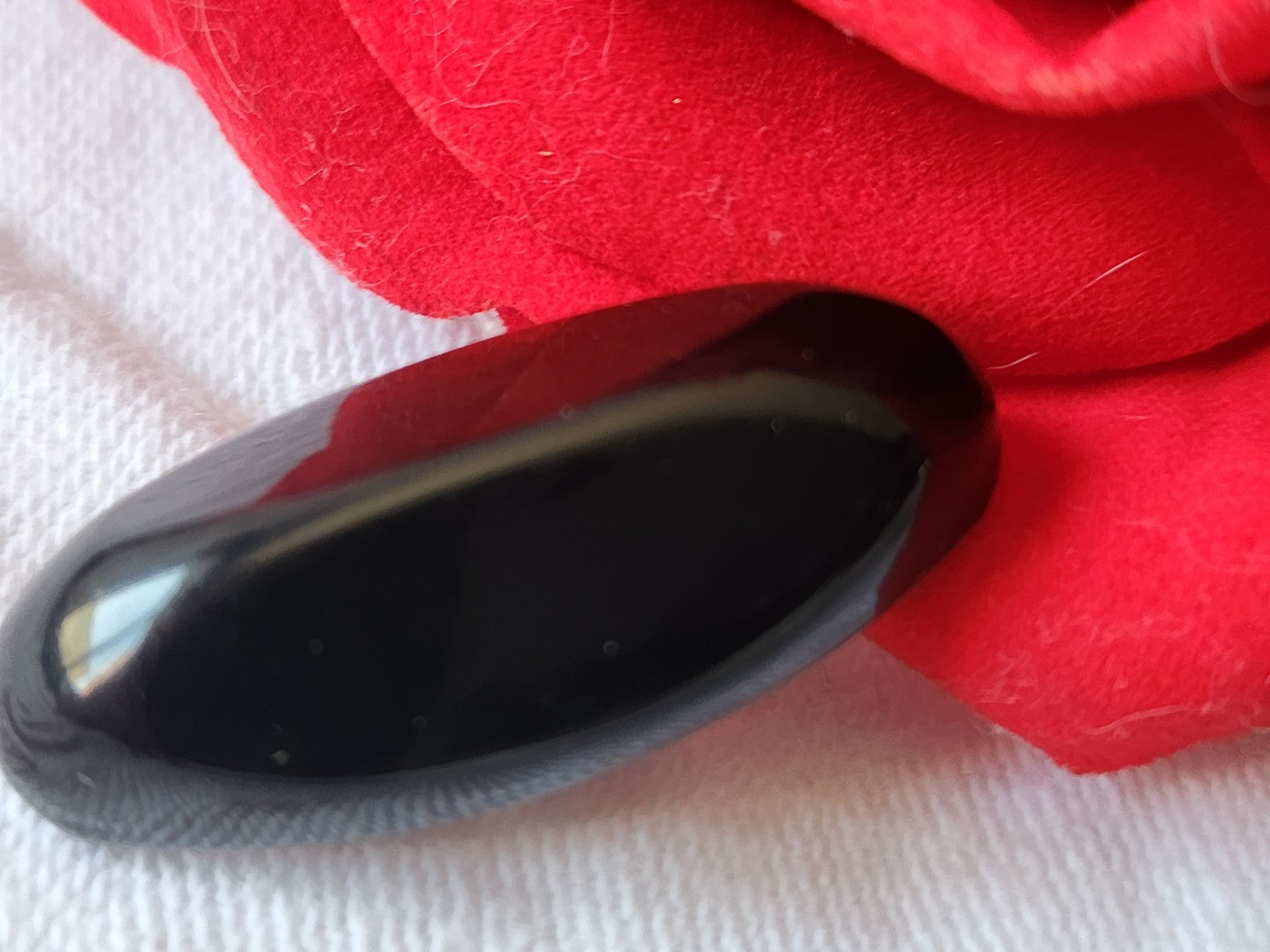 Ancien bouton en celluloid noir long 3,3 cm sur 1,4 cm G17N