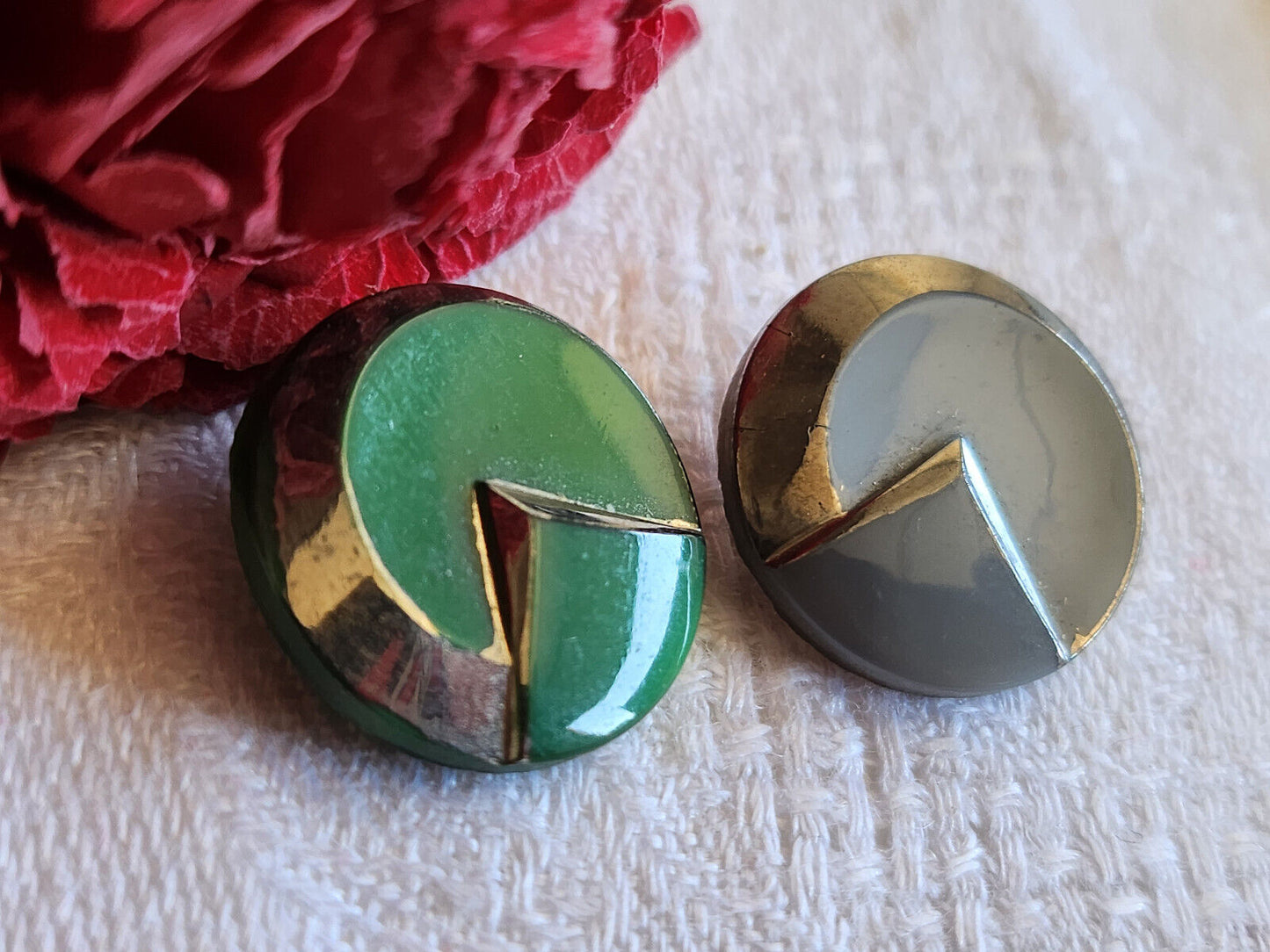 Duo boutons anciens en verre gris vert  année 50/60 argenté 1,7 cm D15F