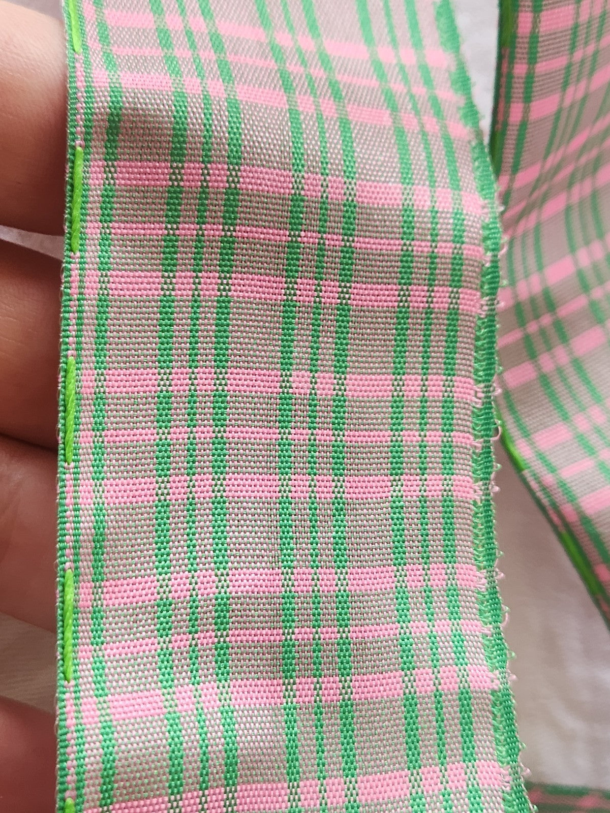 Ancien large ruban rose vert large 2 mètres sur 5,2  cm A5